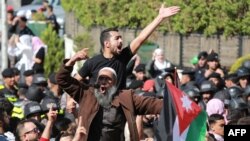 Proteste la Ambasada Israelului din Amman, din 18 octombrie, după explozia de la spitalul din Gaza care a ucis sute de palestinieni.