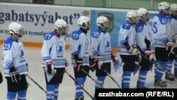 Arhiw suraty. Illýustrasiýa.