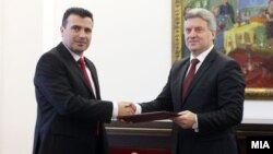SDSM leader Zoran Zaev (left) and Macedonian President Gjorge Ivanov