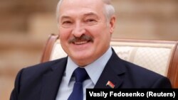 Водночас в ЄС не очікують, що Лукашенко приїде особисто, а натомість, ймовірно, Мінськ буде представлений міністром закордонних справ Володимиром Макеєм