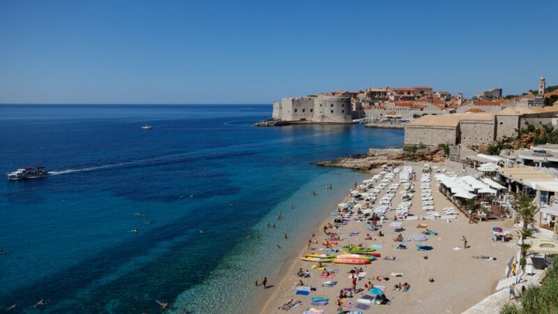 Hrvatska utrka s koronom do turističke sezone