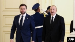 Potpredsednik SAD Džej Di Vens i predsednik Azerbejdžana Ilham Alijev u predsedničkoj rezidenciji u Bakuu 10. februara 2026.