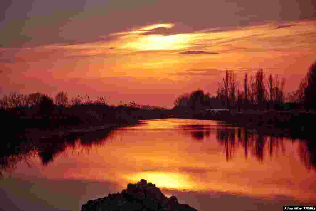 Zərdab rayonunda qürub çağı.