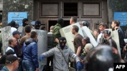 Штурм пракуратуры ў Данецку