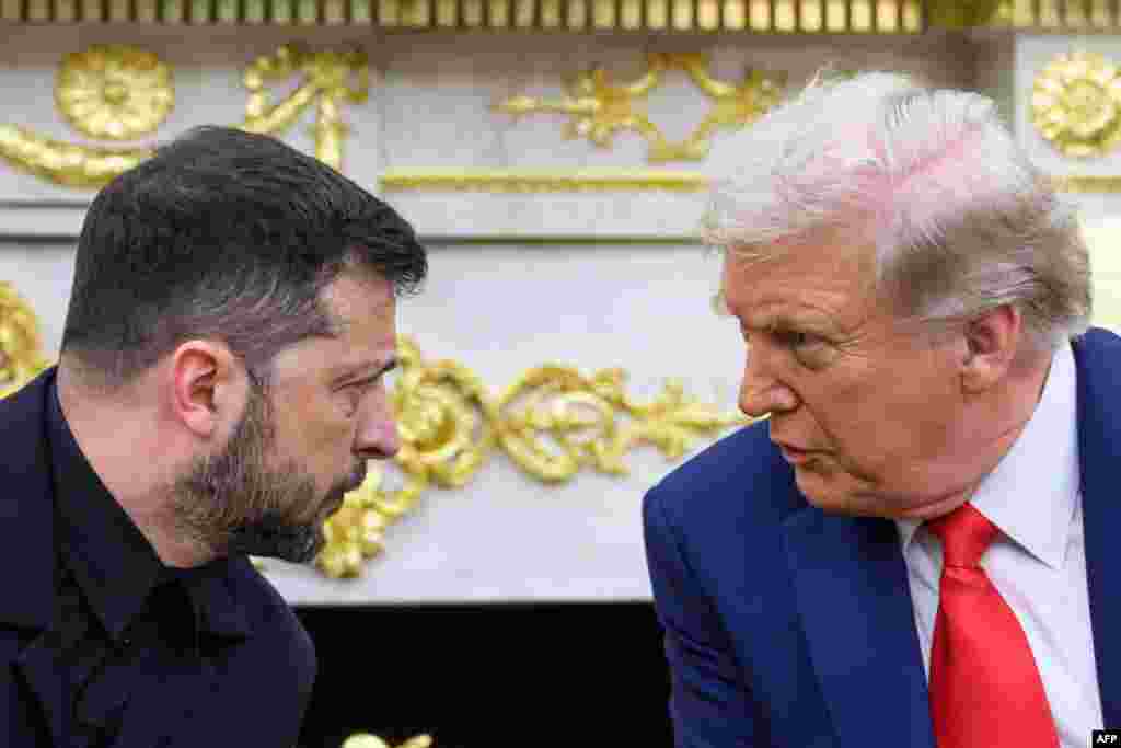 28 თებერვალი - რუსეთ-უკრაინის ომის მეოთხე წელს ოვალურ კაბინეტში აშშ-ის პრეზიდენტ დონალდ ტრამპსა და უკრაინის პრეზიდენტ ვოლოდიმირ ზელენსკის შორის ვითარება დაიძაბა. მანამდე, ბაიდენის მმართველობის დროს, უკრაინამ ამერიკისგან მილიარდობით დოლარის სამხედრო დახმარება მიიღო. „თქვენ მესამე მსოფლიო ომს ეთამაშებით“, - უთხრა ტრამპმა ზელენსკის და მეტი მადლიერებისკენ მოუწოდა. ზელენსკიმ კი ტრამპს რუსეთის პრეზიდენტზე, ვლადიმირ პუტინზე მიანიშნა და უთხრა „მკვლელთან“ კომპრომისზე არ წასულიყო.