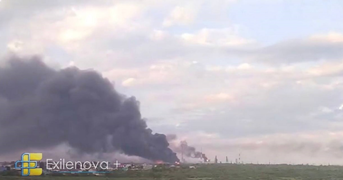 Ukraina sulmon me dronë një rafineri në Rusi