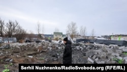 Последствия обстрела жилых домов. Путровка, Киевская область, 22 февраля 2026 года