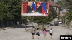 Дискуссия в Южной Осетии – это внутриосетинский продукт. Поэтому стоит подходить к интеграционному процессу крайне размеренно и никуда не торопиться