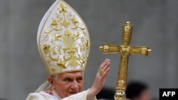 Папа римский Бенедикт XVI