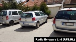 Automobili za registarskom oznakom KM, Severna Mitrovica, april 2021.