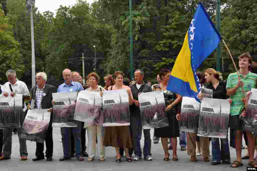 Mirna protestna šetnja povodom dana nestalih #18