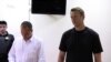 Российский суд оштрафовал оппозиционера Навального на 300 тысяч рублей (видео)