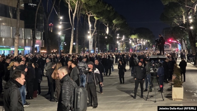 Protestuesit në Tiranë më 22 mars 2026.