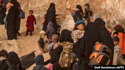 Әйелдер дәретханасын қарау (жақындатылған сурет)