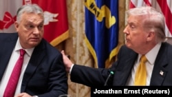 Orbán Viktor magyar miniszterelnök és Donald Trump amerikai elnök a Fehér Házban Washingtonban 2025. november 7-én.