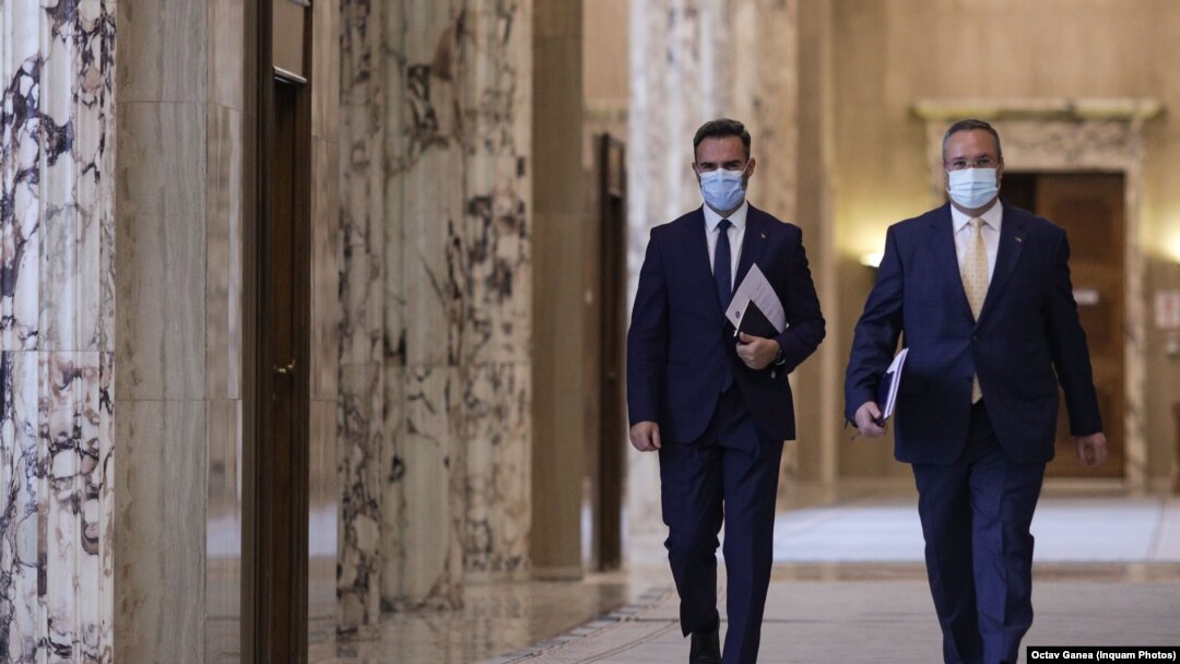 Purtătorul de cuvânt al Guvernului, Dan Cărbunaru, a anunțat că premierul se va pronunța pe subiect doar după o decizie a Justiției,
