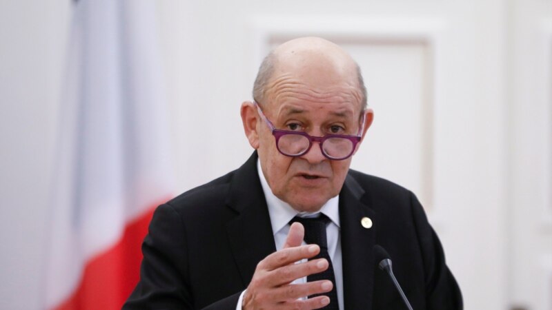 Franca paralajmëron se Rusia është gati për pushtim të Ukrainës