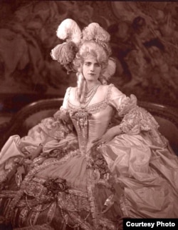 Марджори Пост в образе Марии Антуанетты. 1928 год