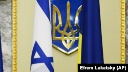 Посольство поновлює роботу за рішенням суду