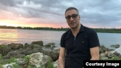 رضا ولی‌زاده، خبرنگار سابق رادیو فردا