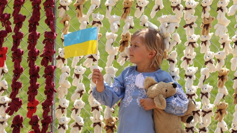 ЕС введет новые санкции против России за вывоз украинских детей