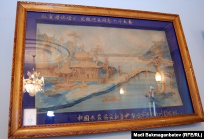 Әйелдердің аяғын жалау Жүргізуші нұсқаушы секс порно арқылы пара алады