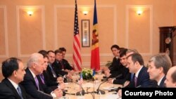 Joseph Biden și Vlad Filat, Chisinau