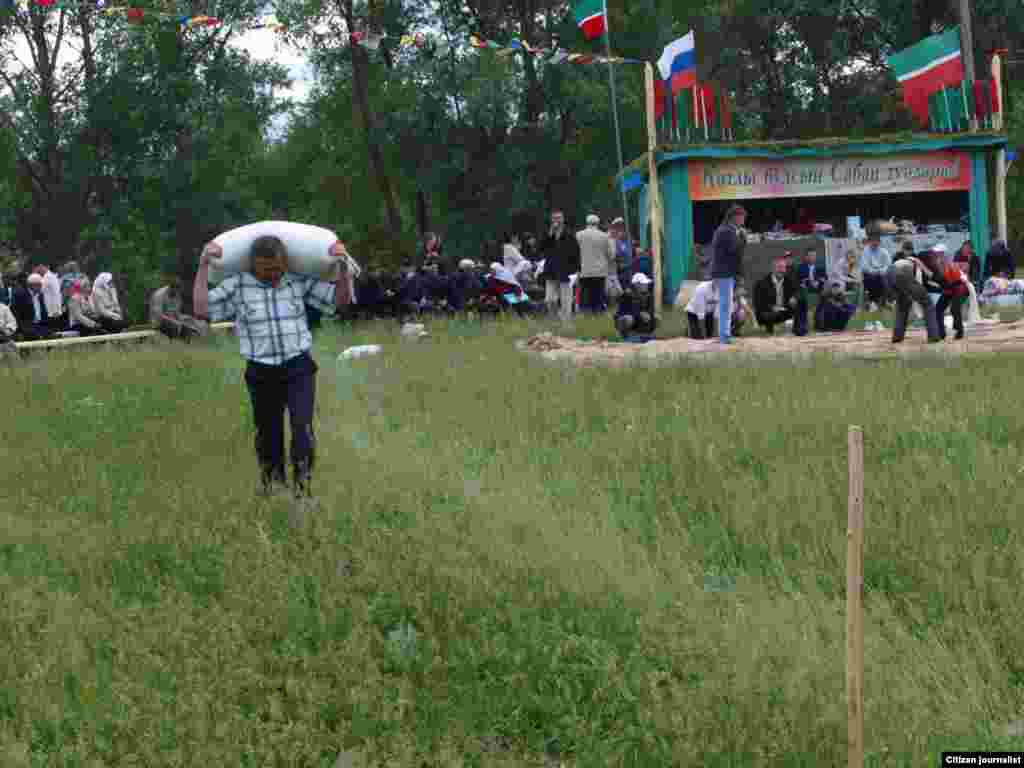 Нөнәгәр авылы, Балтач районы, 12 июнь 2011 (Алсу Нуретдинова фотолары)