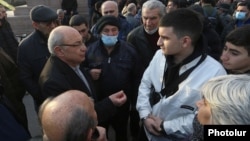 Armenia -- Opposition leader Vazgen Manukian talks to supporters at Liberty Square, Yerevan, February 15, 2021.