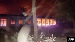 “Serhetsiz lukmanlar” (MSF) toparynyň Gunduzdaky keselhanasy. 3-nji oktýabr, 2015 ý.