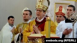 Кляўдыё Гуджэроцьці на апошняй службе ў Менску