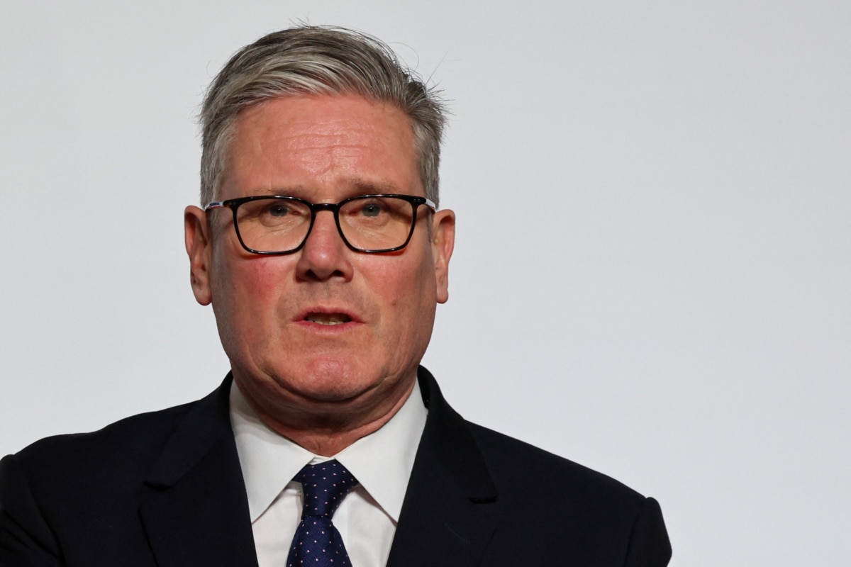 Прем’єр Британії: законодавці голосуватимуть за кількість військ, які відправлять до України