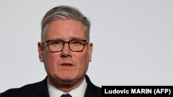 
Ця заява пролунала після того, як після зустрічі в Парижі Велика Британія та Франція заявили про свою готовність направити війська, якщо буде укладено мирну угоду.