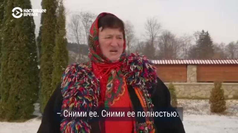 «Боюсь, чтобы люди не побили»: украинская глубинка против врача в защитной маске (видео)
