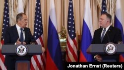 Sergej Lavrov i Majk Pompeo, Vašington