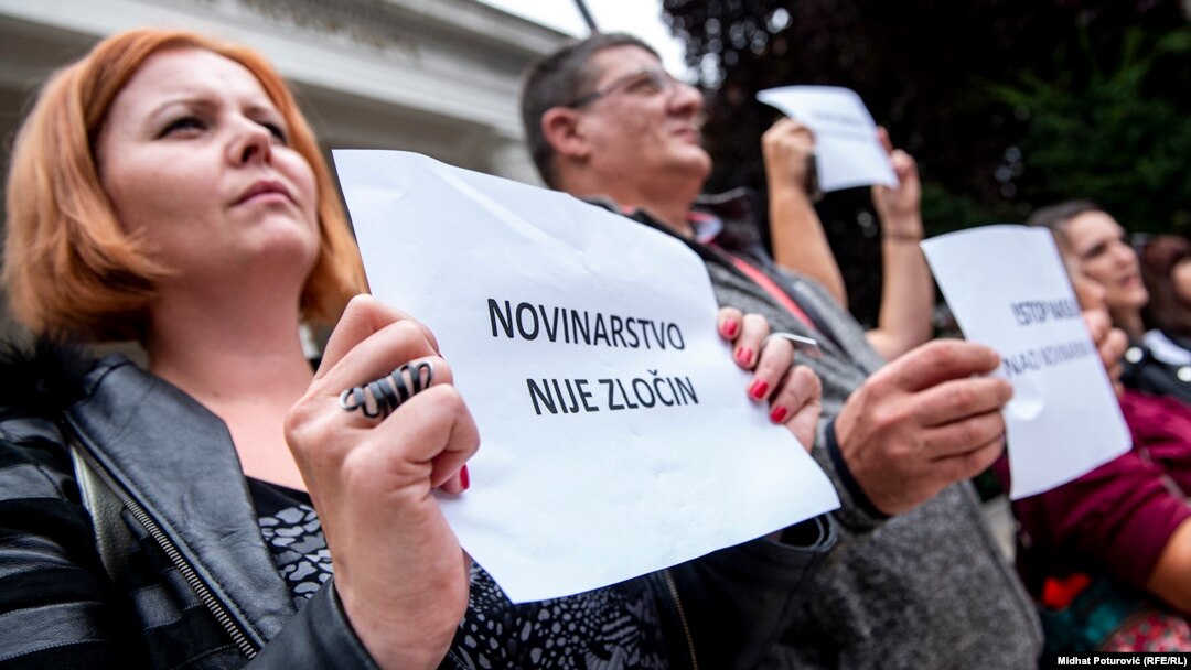 Protest novinara i novinarki zbog premlaćivanja novinara BN TV