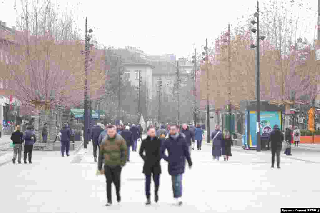 Vitin e kaluar, Instituti Kombëtar i Shëndetësisë Publike tha se 1.150 vdekje në vit i atribuohen cilësisë së keqe të ajrit.