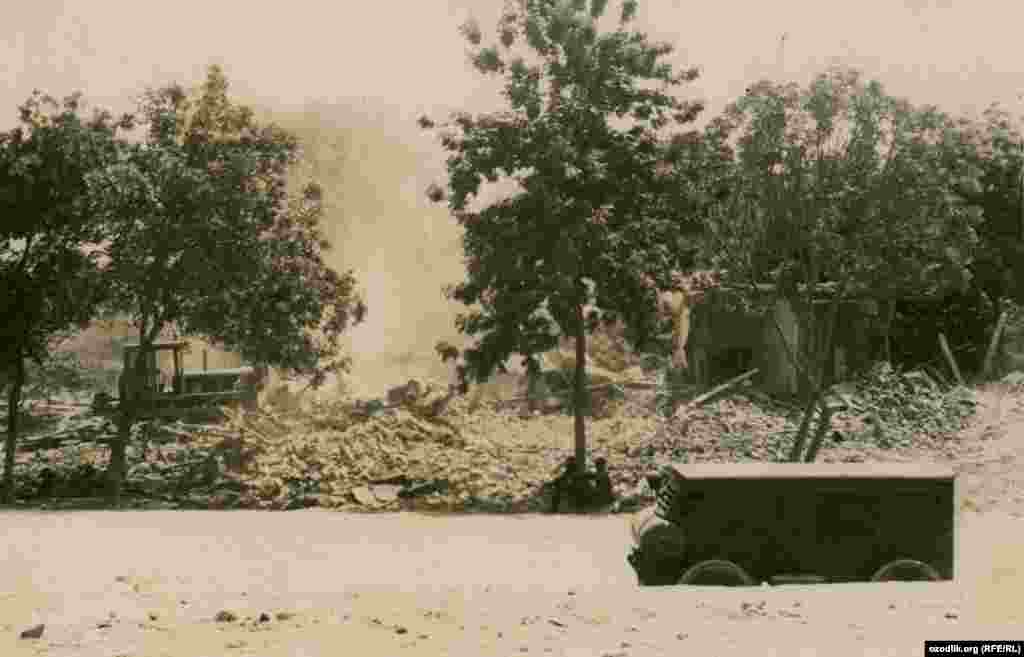 Тошкент - 1966 йил зилзиладан сўнг - "Ленин майдони"