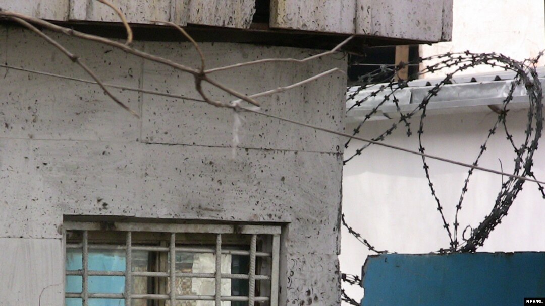 Та Нев Стоктағы секс-дүкен қайын атасы