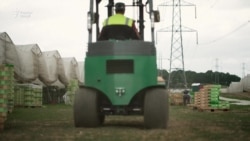 Чӣ гуна муҳоҷирони кории тоҷикро фиреб медиҳанд?