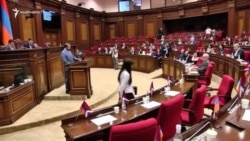 Իշխող թիմում էլ որոշ պատգամավորներ դեմ են բանակից փողով ազատվելու նախագծին. Պապիկյանը հանդիպեց ՔՊ-ականներին
