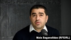 შალვა პაპუაშვილი