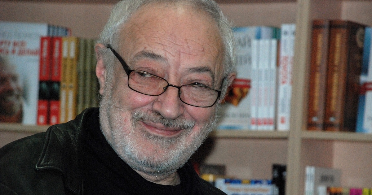 Интернеттегі эротикалық қызметшілер Еркек секс порно