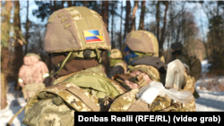 Іноземні добровольці ЗСУ мають ті ж права і обов'язки, що і громадяни України, але можуть розірвати контракт за власним бажанням після пів року служби