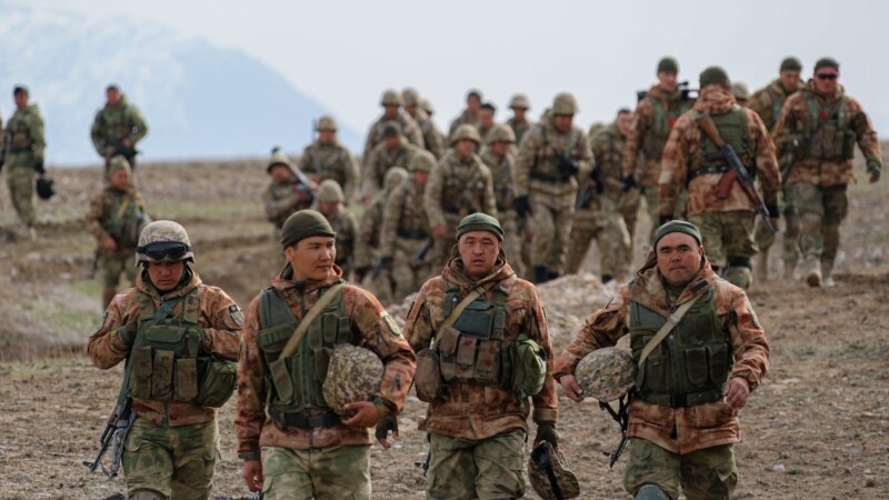 Кыргызстанда мобилизация тууралуу мыйзамдарга өзгөртүүлөр кирди