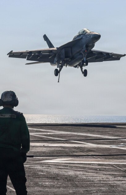 На летището в София се появиха множество американски самолети Във