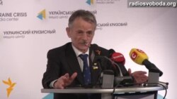 В крымскотатарском обществе существует два видения своего будущего – Джемилев