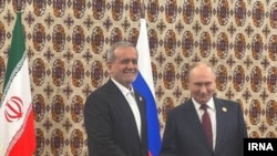 Владимир Путин с президентом Ирана Пезешкианом