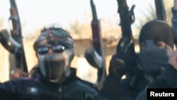 Zamaskirana skupina, ilustrativna fotografija