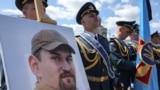 Прощання з загиблим пілотом F-16 Максимом Устименком у Михайлівському Золотоверхому соборі у Києві